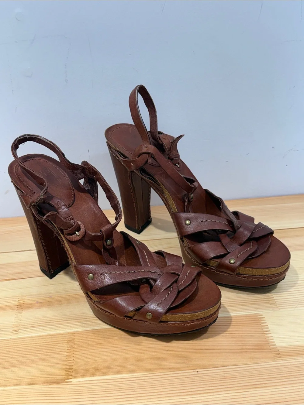 FRYE Grace Woven T-Strap Platform Block Heel Sandals | Brown | Size 10M